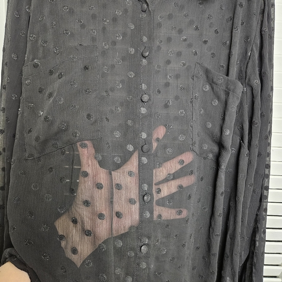torrid Women's Sheer Flocked Polka Dot Black Button-down Shirt Size 4X - Picture 8 of 12